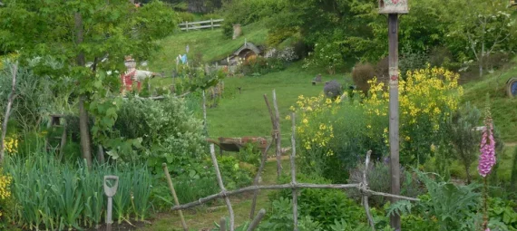 Hobbiton Garden