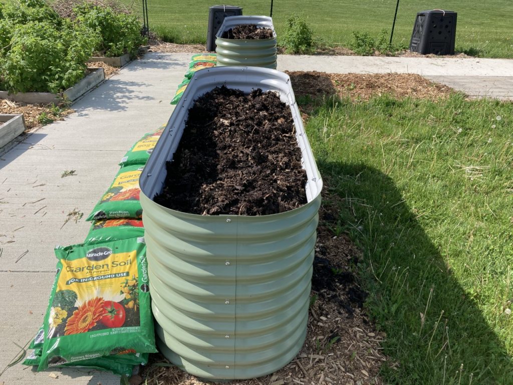 VEGO raised garden bed with compost